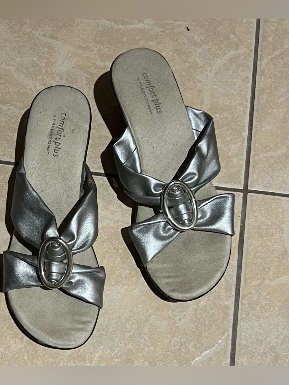Women's Metallic Silver Knotted Slide Sandal with Oval Buckle